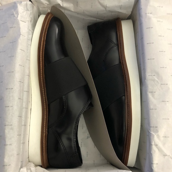 Dolce Vita Saxon Slip On - Picture 2 of 10